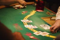 Beware of Sites Offering Blackjack Betting Systems